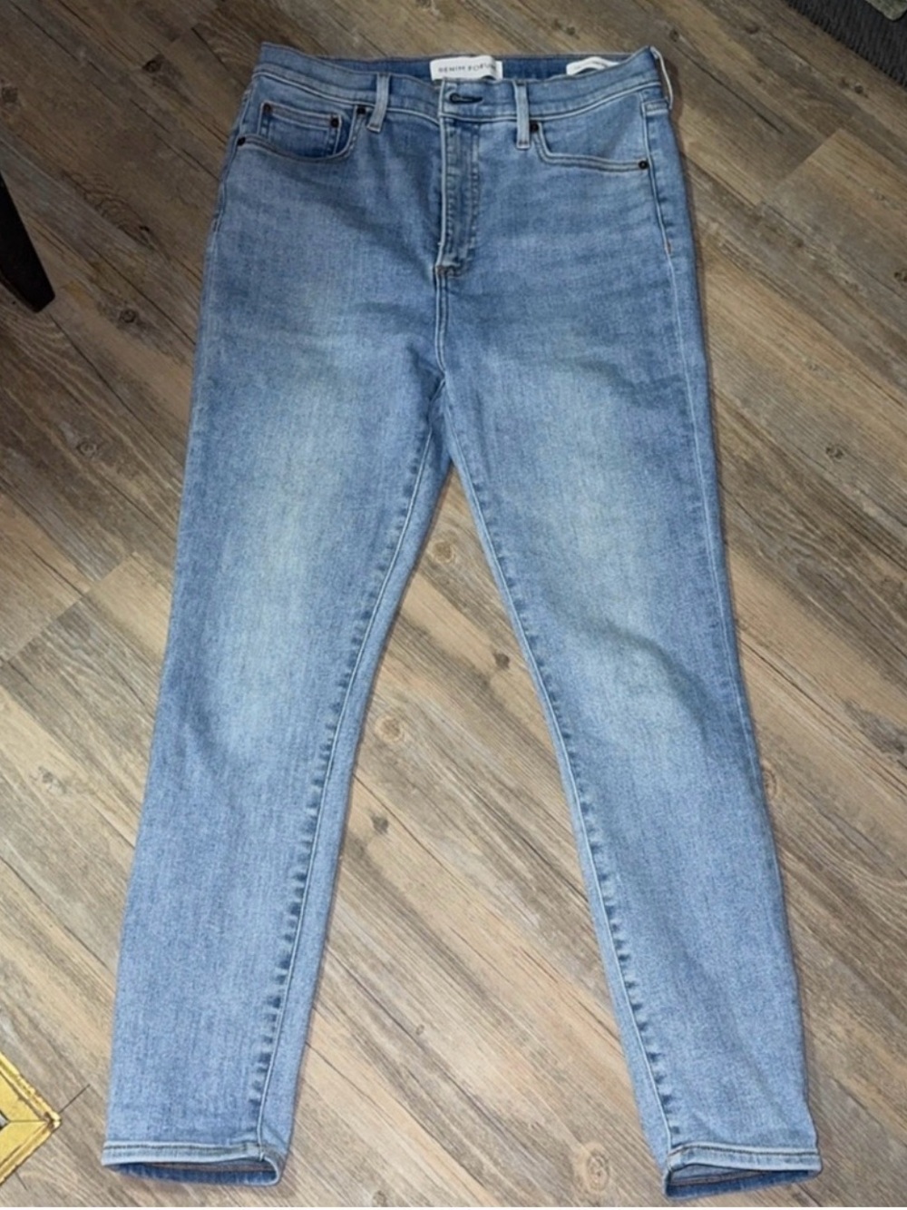 Denim Forum The Lola High Rise Skinny